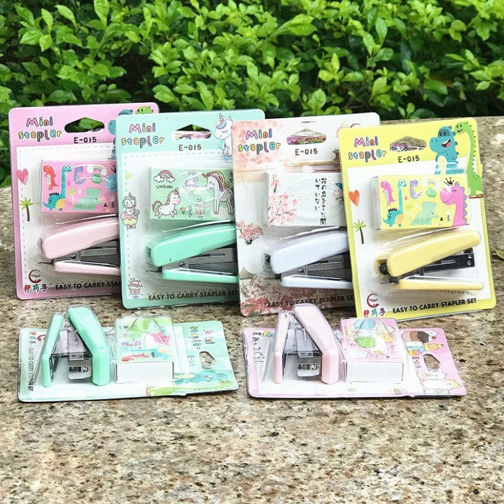 Dập ghim miniFREESHIPDụng Cụ Bấm Ghim Mini Tiện Dụng Cho Học Sinh / Nhân Viên Văn Phòng