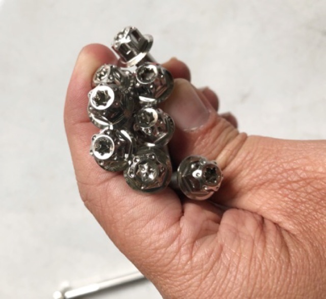 Ốc lốc máy inox 304 salaya wave dream, exciter winner các loại