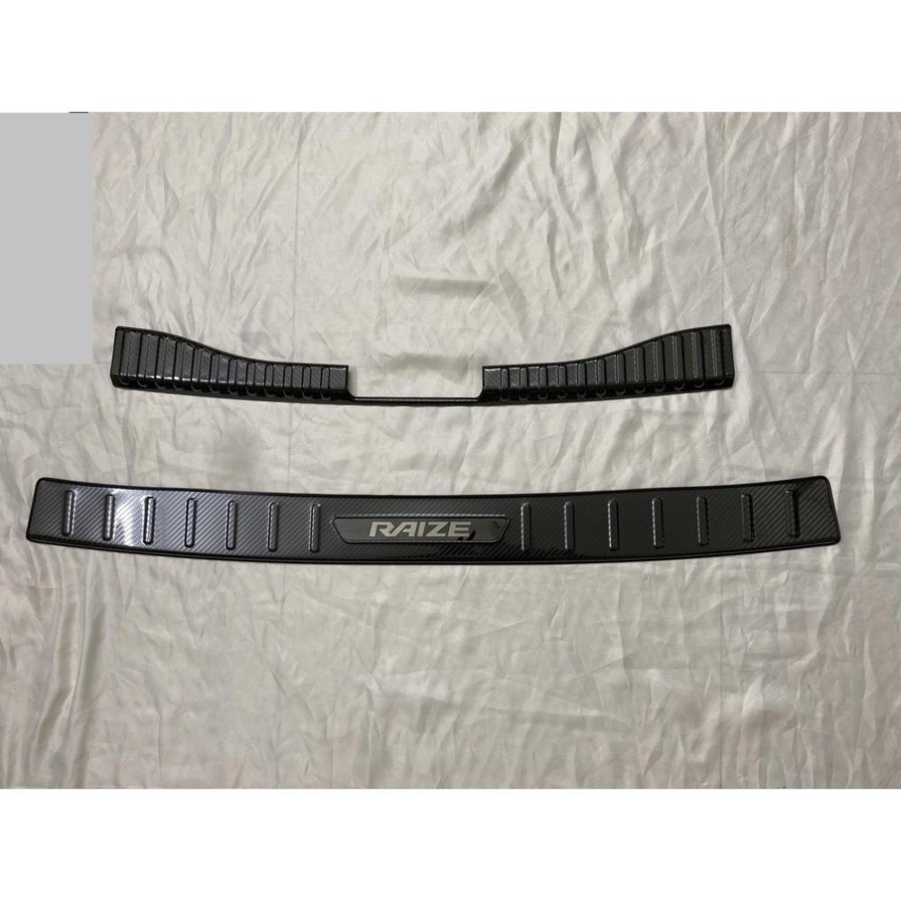 Ốp Chống trầy cốp Trong , Ngoài xe Toyota Raize 2022 - vân CARBON cao cấp ( Tặng keo dán )