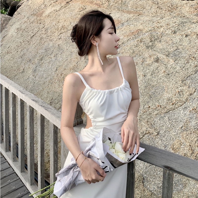 Váy đi biển hở lưng màu trắng siêu xinh hàng Quảng Châu