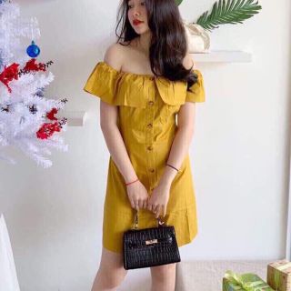 Đầm vàng bẹt vai phối bèo