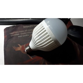 COMBO 4 BÓNG ĐÈN TÍCH ĐIỆN 15W