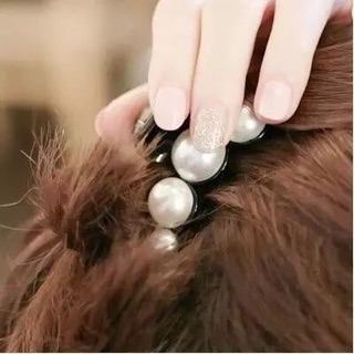 Kẹp tóc Ngọc trai