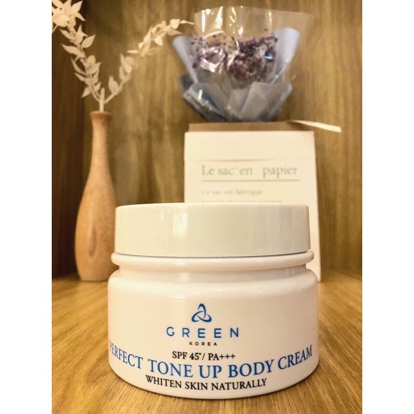 Kem dưỡng trắng body nâng tone Green Korea 200g