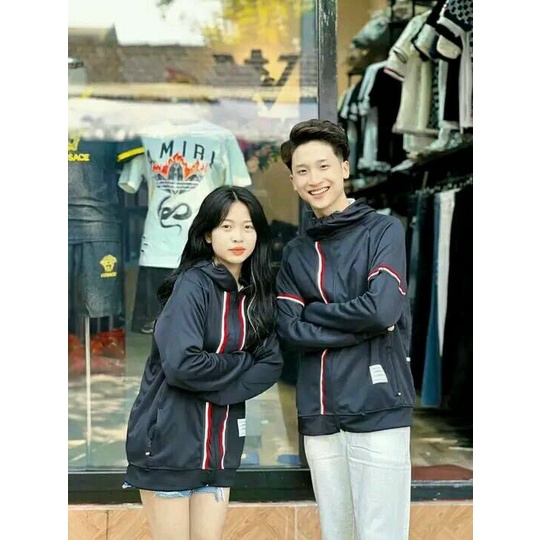 Áo Khoác Nam Chống Nắng Có Nón Khóa Kéo Cao Phối Sọc Đỏ, Chất Poly 2 Da Mặc Thoáng Mát [NEW UNISEX]