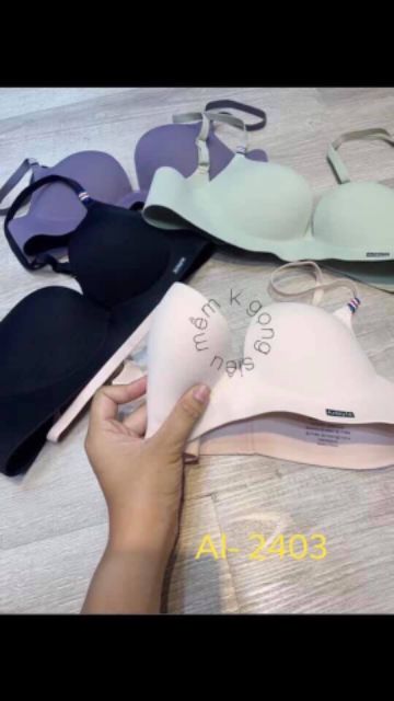 Áo lót đúc su thông hơi không gọng 2403