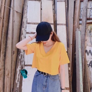 Áo croptop cổ tim