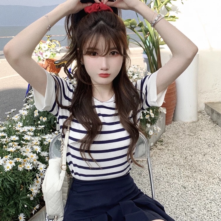 Áo thun SUXI ngắn tay cổ chữ V họa tiết kẻ sọc đơn giản thời trang mùa hè cho nữ