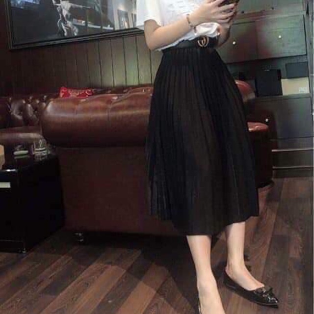 Chân váy xếp li dài