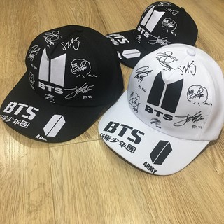 Mũ lưỡi trai in chữ ký nhóm BTS Cao Cấp