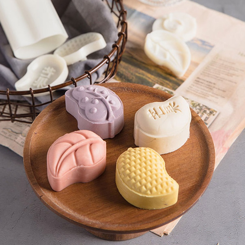 Bộ Khuôn 50g Tạo Hình Bánh Trung Thu Kèm 4 Kiểu Khác Nhau