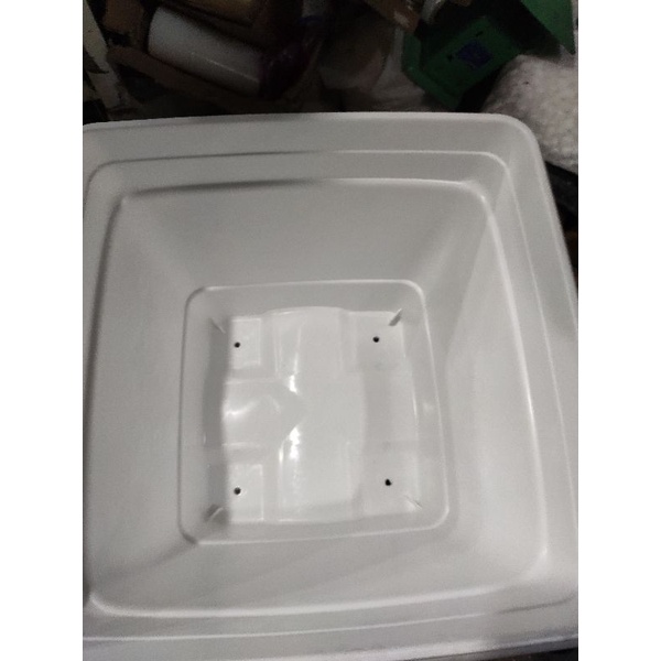 chậu vuông kt 60x48cm chuyên trồng nho, cây ăn trái, chậu to bền nhưng rất gọn ít tốn diện tích