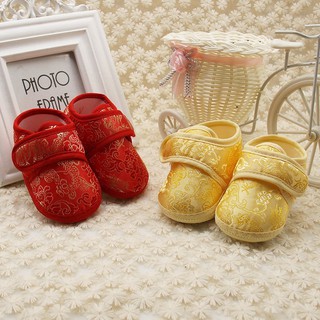 Đôi giày cotton mềm mại phong cách Trung Hoa xinh xắn cho bé