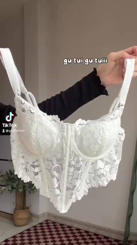 Áo corset chéo nhọn tôn eo siêu đỉnh, mút mỏng | BigBuy360 - bigbuy360.vn