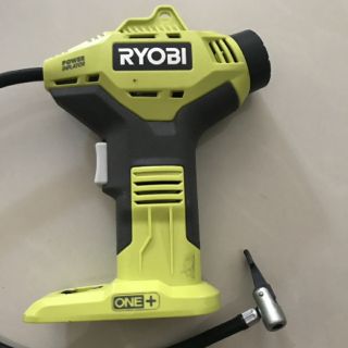 Bơm hơi pin Ryobi