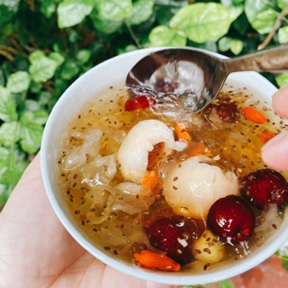 TUYẾT YẾN DƯỠNG NHAN- đẹp da, tăng sức đề kháng, giảm béo