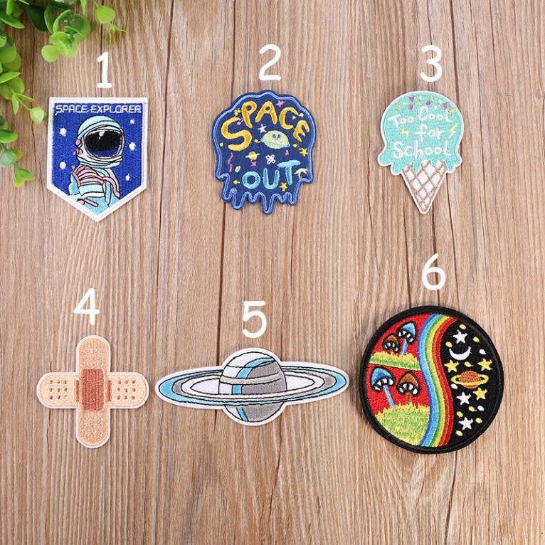 Sticker Logo Patch Ủi Áo Hình Vũ Trụ Dễ Thương Planet