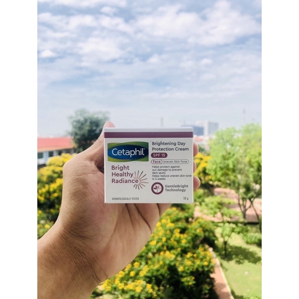 Kem dưỡng ẩm và chống nắng làm sáng da ban ngày Cetaphil Bright Healthy Radiance Day Cream SPF15 50g