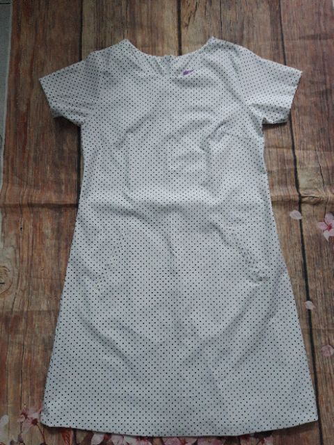 Đầm suông bi túi mổ ánh tuyết