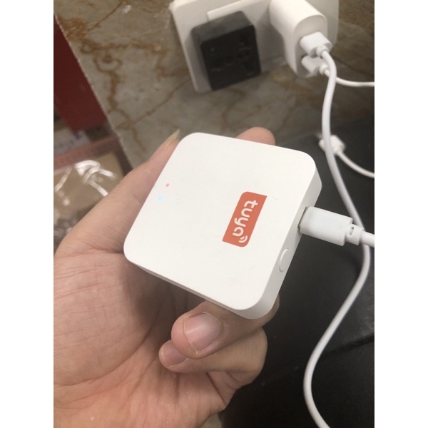Trung Tâm Điều Khiển Nhà Thông Minh Đa Phương Thức Wifi Tuya THA5 Mini