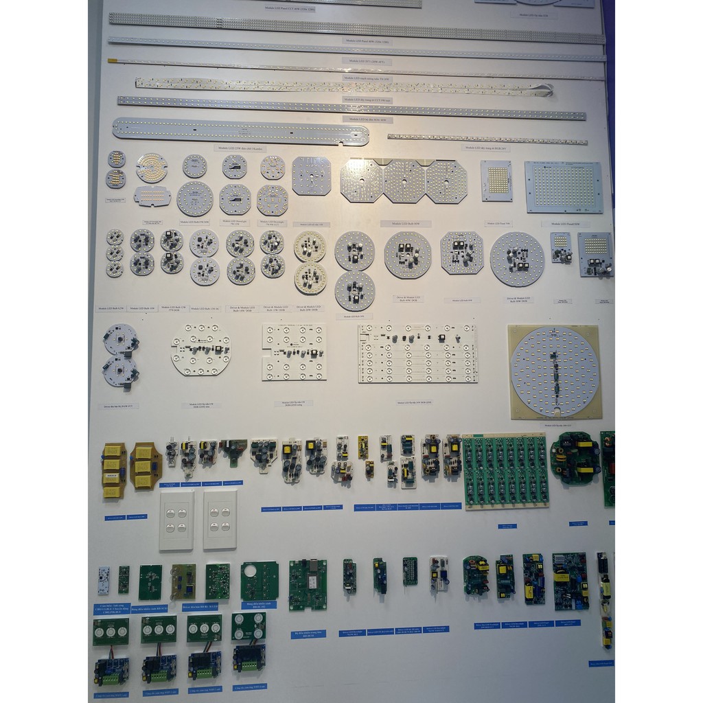 [CHÍNH HÃNG] Đèn LED âm trần đổi màu 9W khoét lỗ 110mm Rạng Đông, vỏ nhôm đúc, cánh tản nhiệt - SAMSUNG chipLED