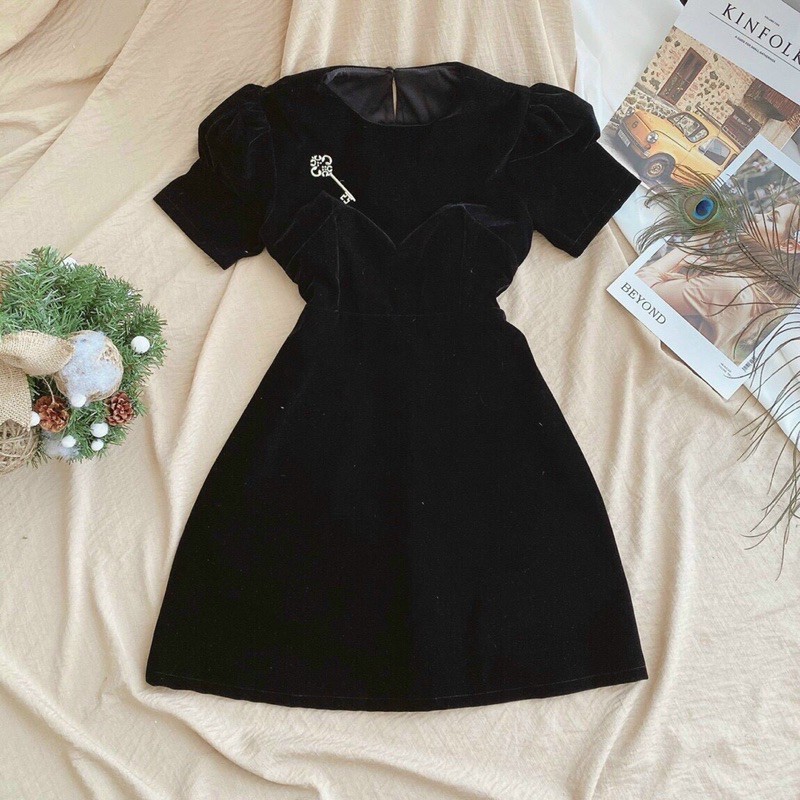 ĐẦM NHUNG THÊU TAY BÚP