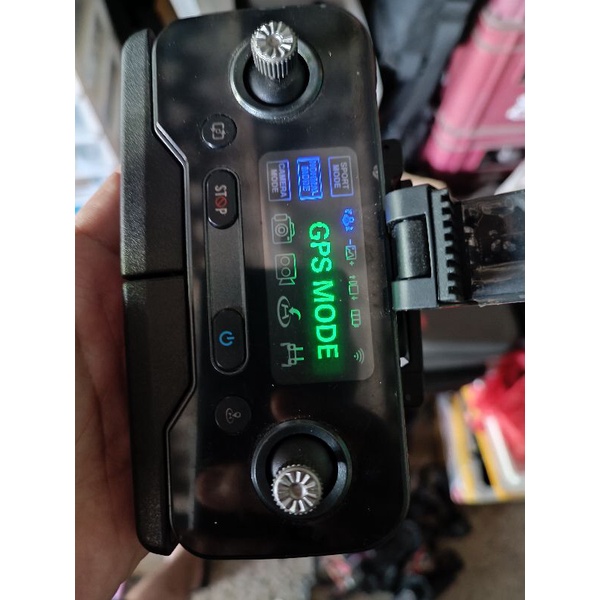 Tay điều khiển f11s 4k . Có 2 loại dành cho bản 1.5km và bản 3km.