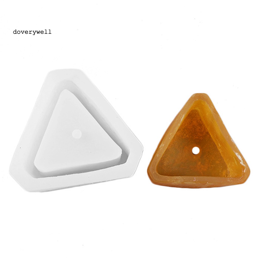 Khuôn Tạo Hình Làm Chậu Cây Hình Tam Giác Bằng Silicone