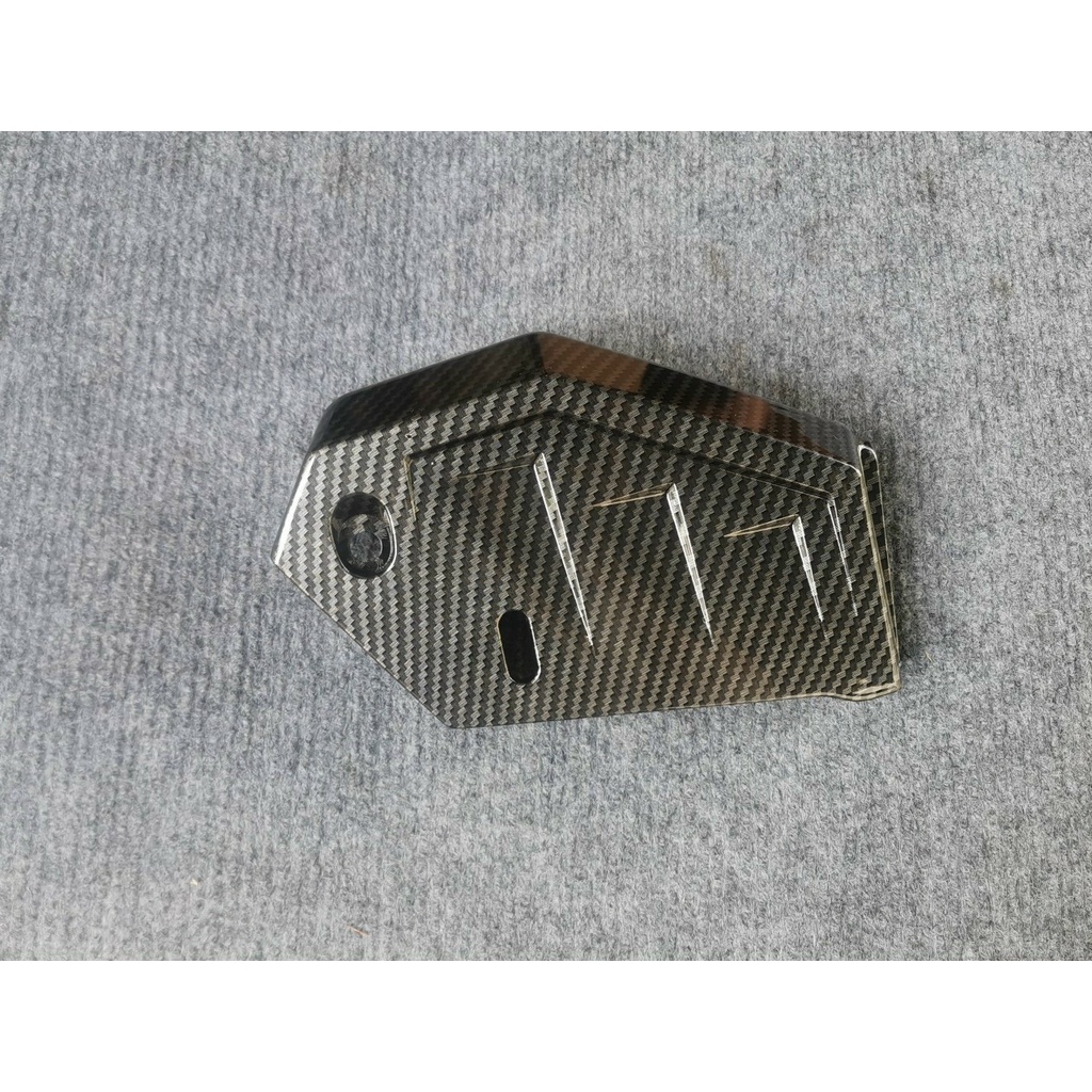 NẮP NƯỚC XE AIR BLADE 160CC CARBON / CROM
