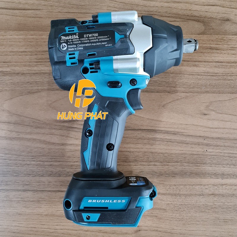 Máy siết bulong dùng pin Makita DTW700Z -18V (thân máy -chưa gồm pin, sạc)