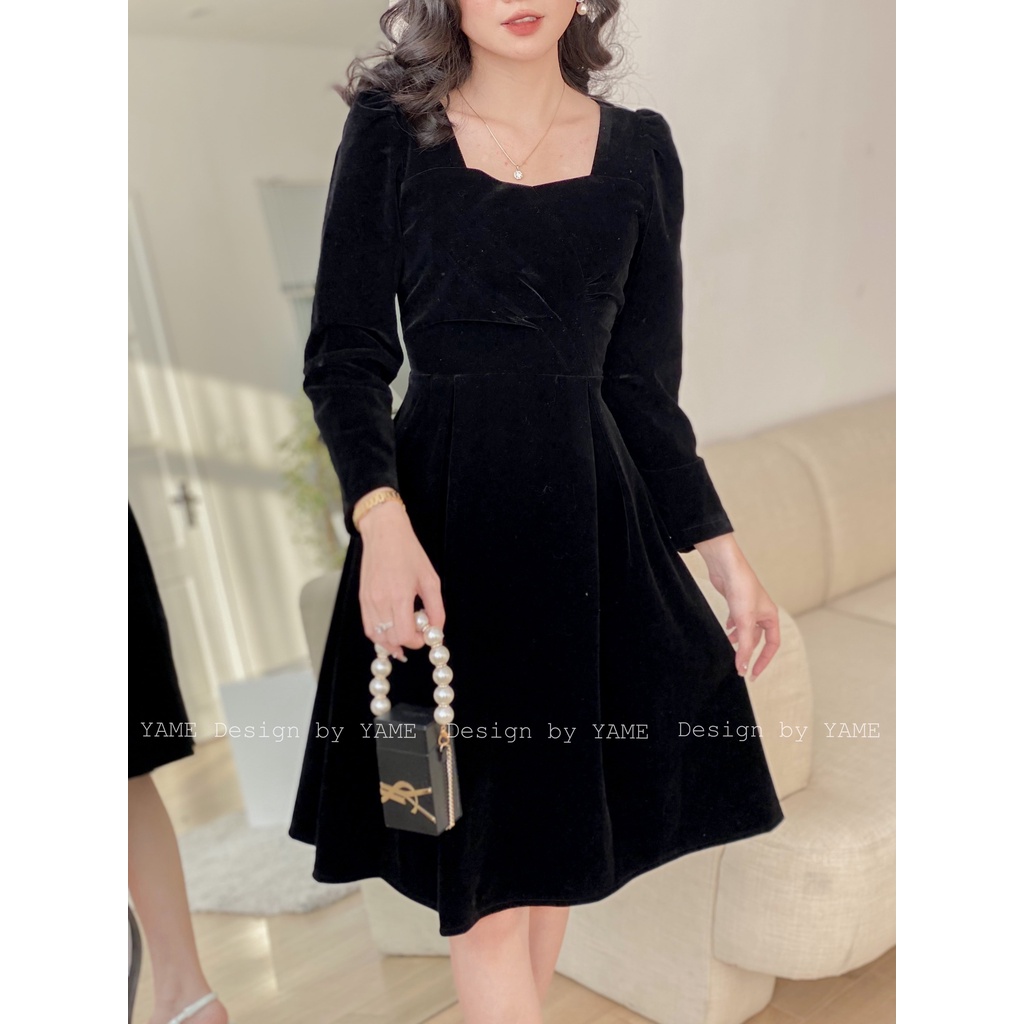 Váy nhung dài tay dáng chữ A cổ vuông tiểu thư siêu sang màu đen YAME