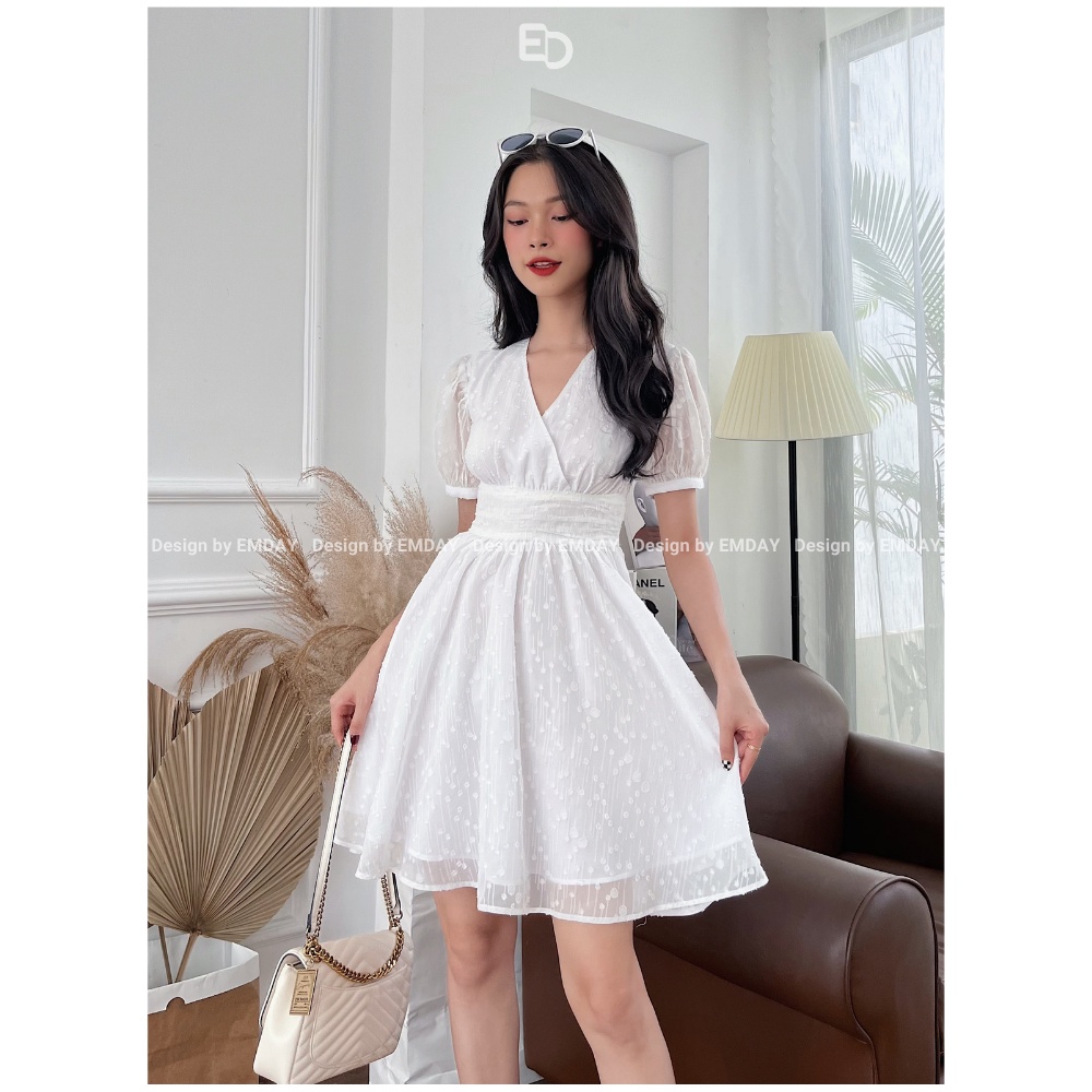 Đầm EMDAY Thiết Kế Cao Cấp, Váy Nữ Xoè Màu Trắng Chiết Eo Cổ V Tôn Dáng Sang Trọng Hoạ Tiết Voan Thêu - Emma Dress