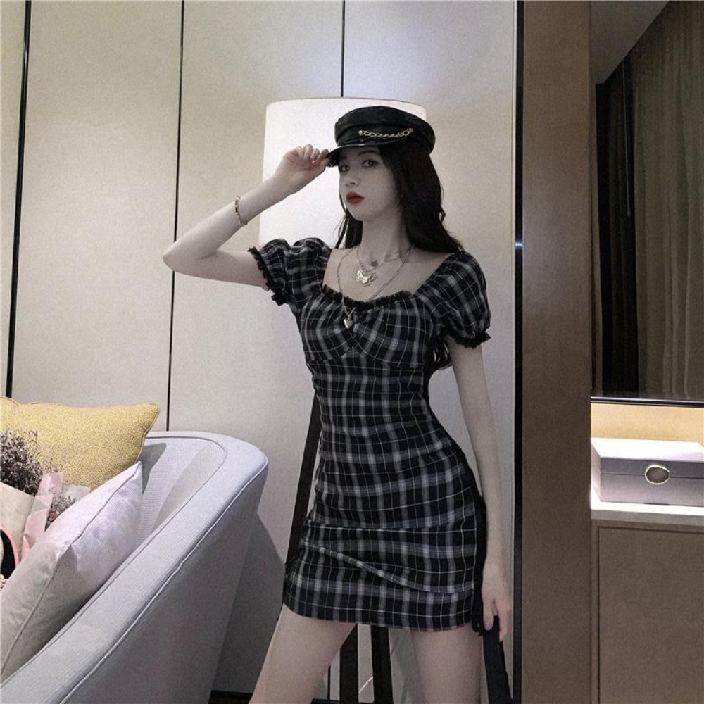 Váy nữ , váy đầm nữ cổ vuông cộc tay , tay bồng ren họa tiết kẻ caro nữ tính ATILA.SHOP | BigBuy360 - bigbuy360.vn