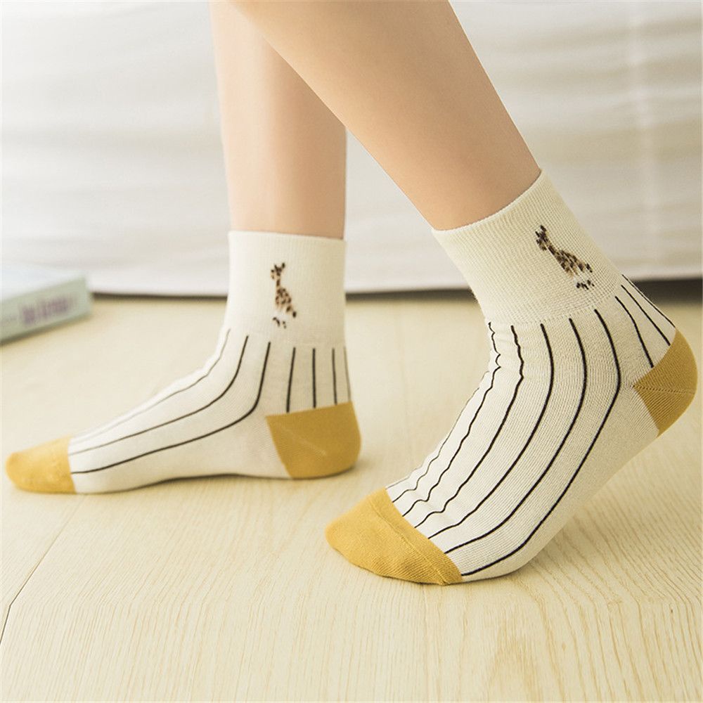 Đôi vớ cotton in hình hươu cao cổ hoạt hình dễ thương MIHAN1