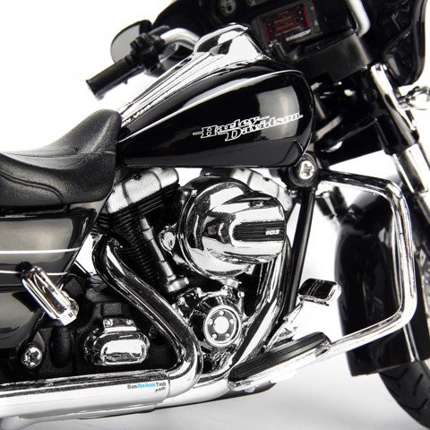 HARLEY DAVIDSON 2015 STREET GLIDE SPECIAL BLACK 1:12 MAISTO MH-32328