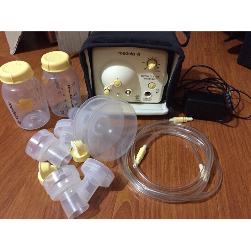 Máy hút sữa medela pump có bảo hành