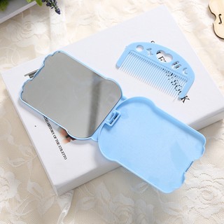 Gương mini gấp gọn kèm lược (giao màu ngẫu nhiên)