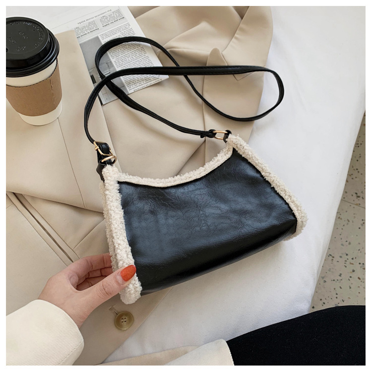 Túi Đeo Chéo JASMIN NOIR Da Pu Thời Trang Nữ Tính