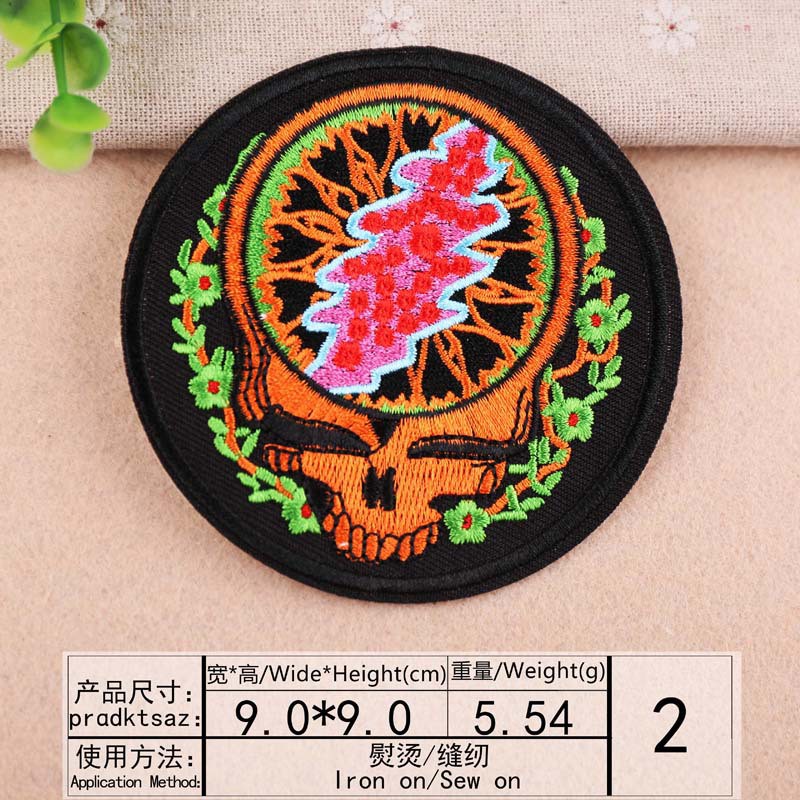 Miếng dán quần áo hình đầu lâu độc đáo