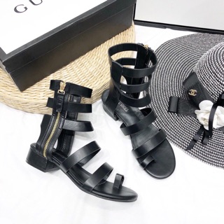 Sandal chiến binh