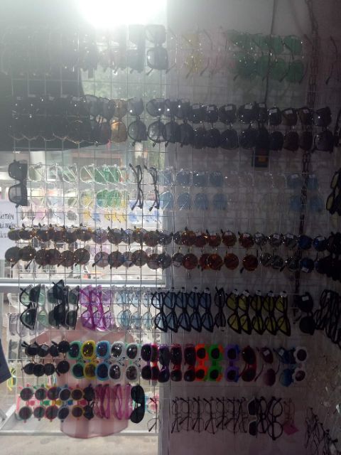 COM BO KÍNH GỌNG TRÒN THỜI TRANG VÀ DÂY | BigBuy360 - bigbuy360.vn