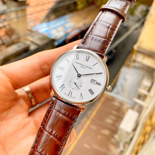 Đồng hồ nam Frederique Constant 245WR5S6DBR Swiss Made, kính Sapphire, lịch ngày, kim rốn, dây da, case 40mm