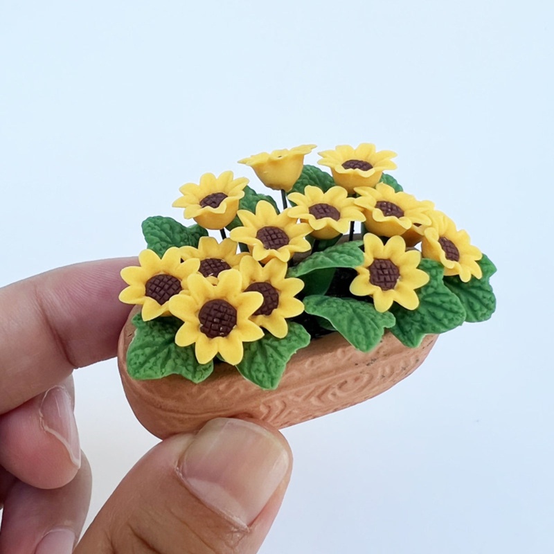 Chậu Cây Hoa Hướng Dương Nhân Tạo Mini Bằng Resin Kích Thước 1 / 12 Dùng Trang Trí Nhà Búp Bê / Tiểu