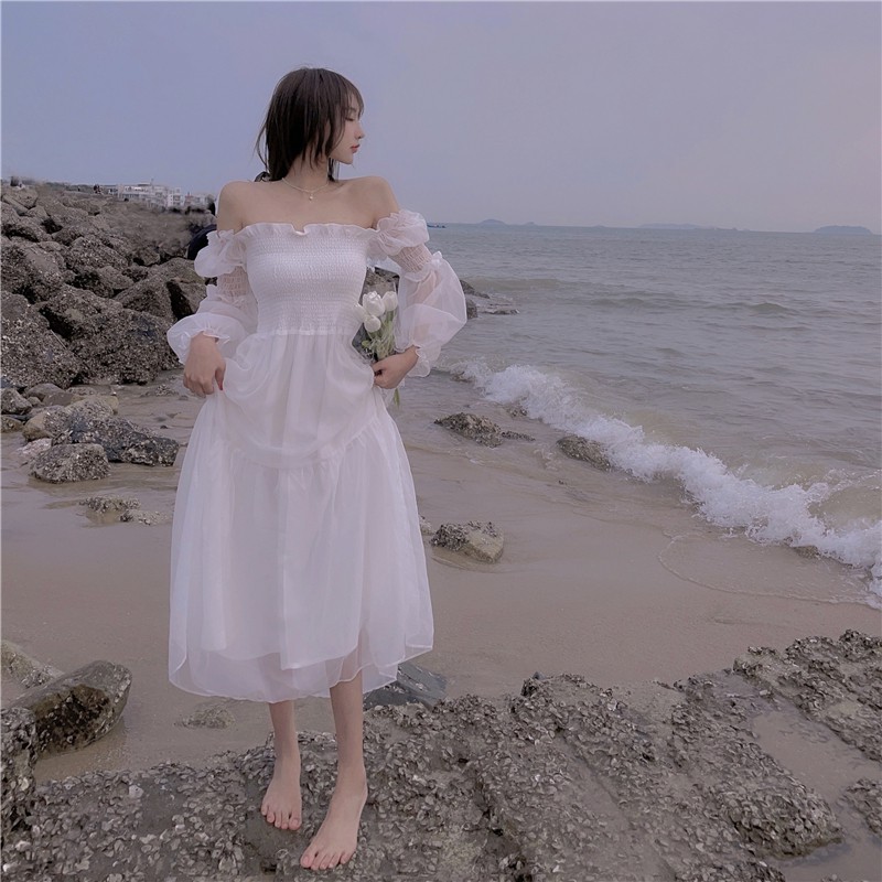 Váy voan trắng trễ vai dáng dài xòe tay phồng công chúa vintage đi biển, dã ngoại,chụp kỷ yếu (Loại 1)
