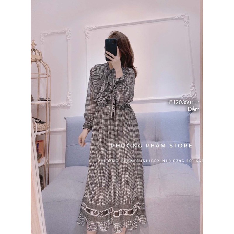 Đầm maxi họa tiết dập ly cổ thắt nơ tay dài! | BigBuy360 - bigbuy360.vn