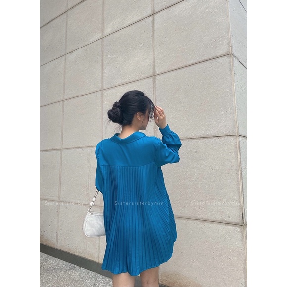 SISTERSISTER - BEST SELLER Áo sơ mi dập li thân sau Gossip