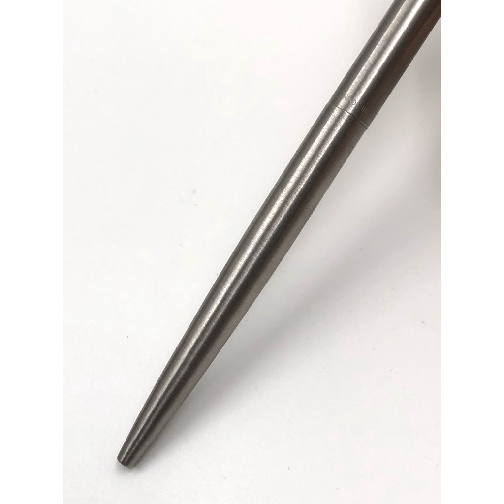 Bút bi bấm Parker Clasic Flighter sản xuất tại Mỹ