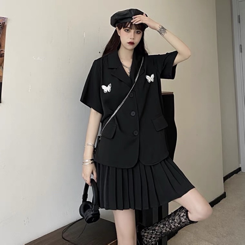Có bigsize - Set Đầm đen xếp ly cá tính