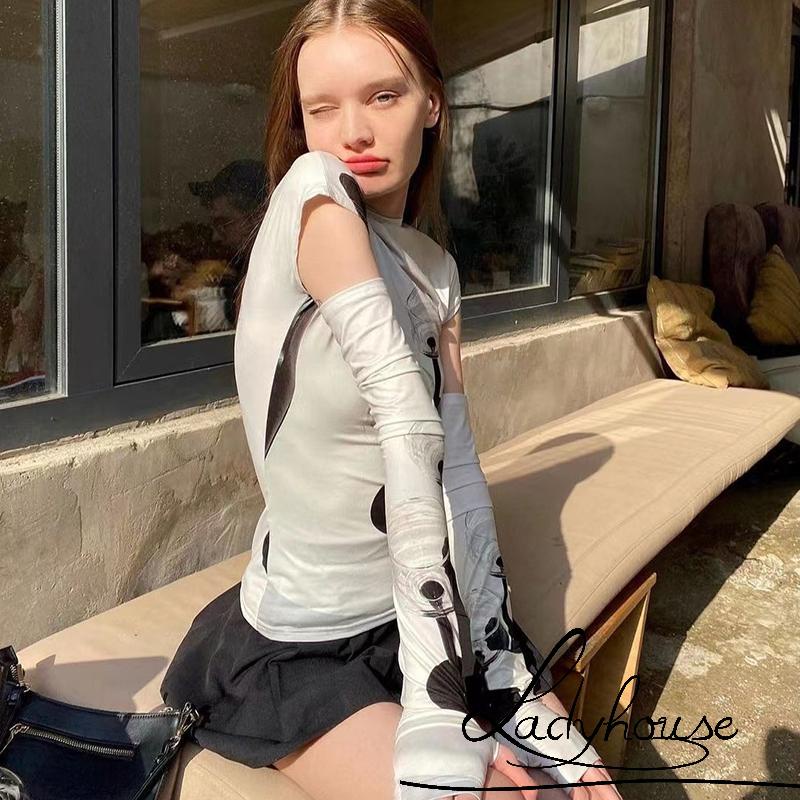 Áo Thun Tay Ngắn Cổ Tròn + Quần Ngắn Phong Cách Thời Trang Đường Phố Dành Cho Nữ