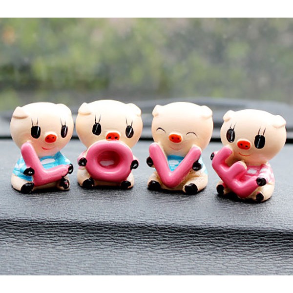 Bộ tượng 4 chú heo chữ Love trang trí ô tô, xe hơi